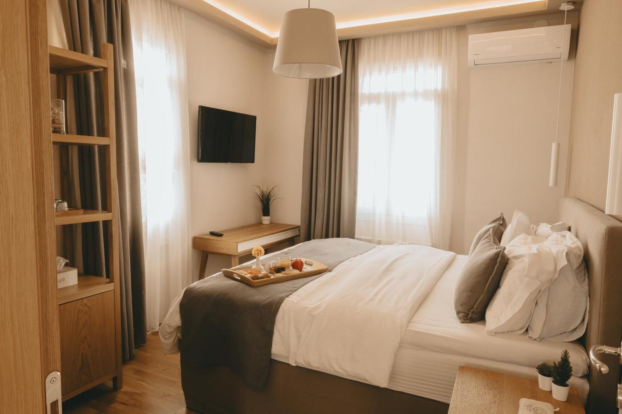 Giardino High Living Suites Drama Exterior photo